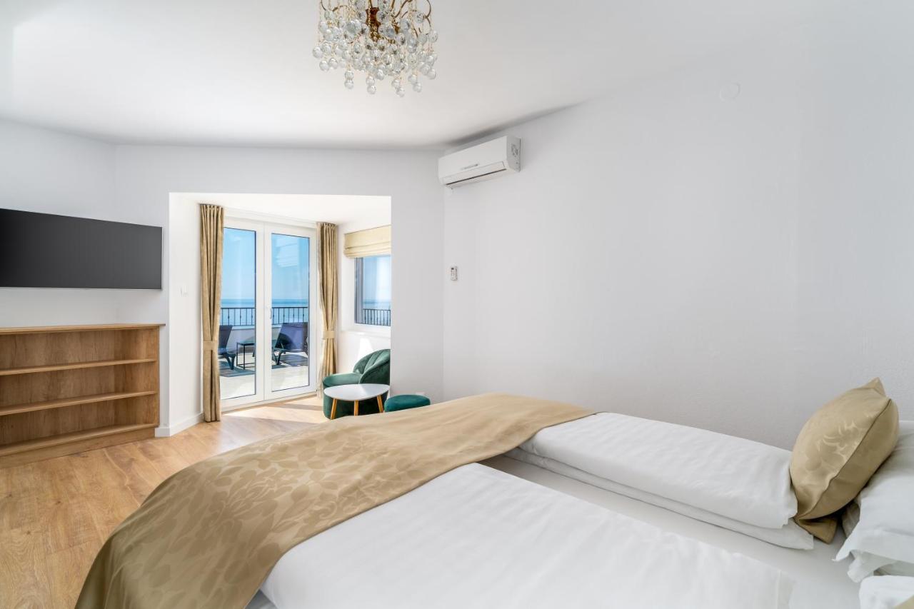 Rooms Vedrana (Adults Only) Подстрана Екстер'єр фото